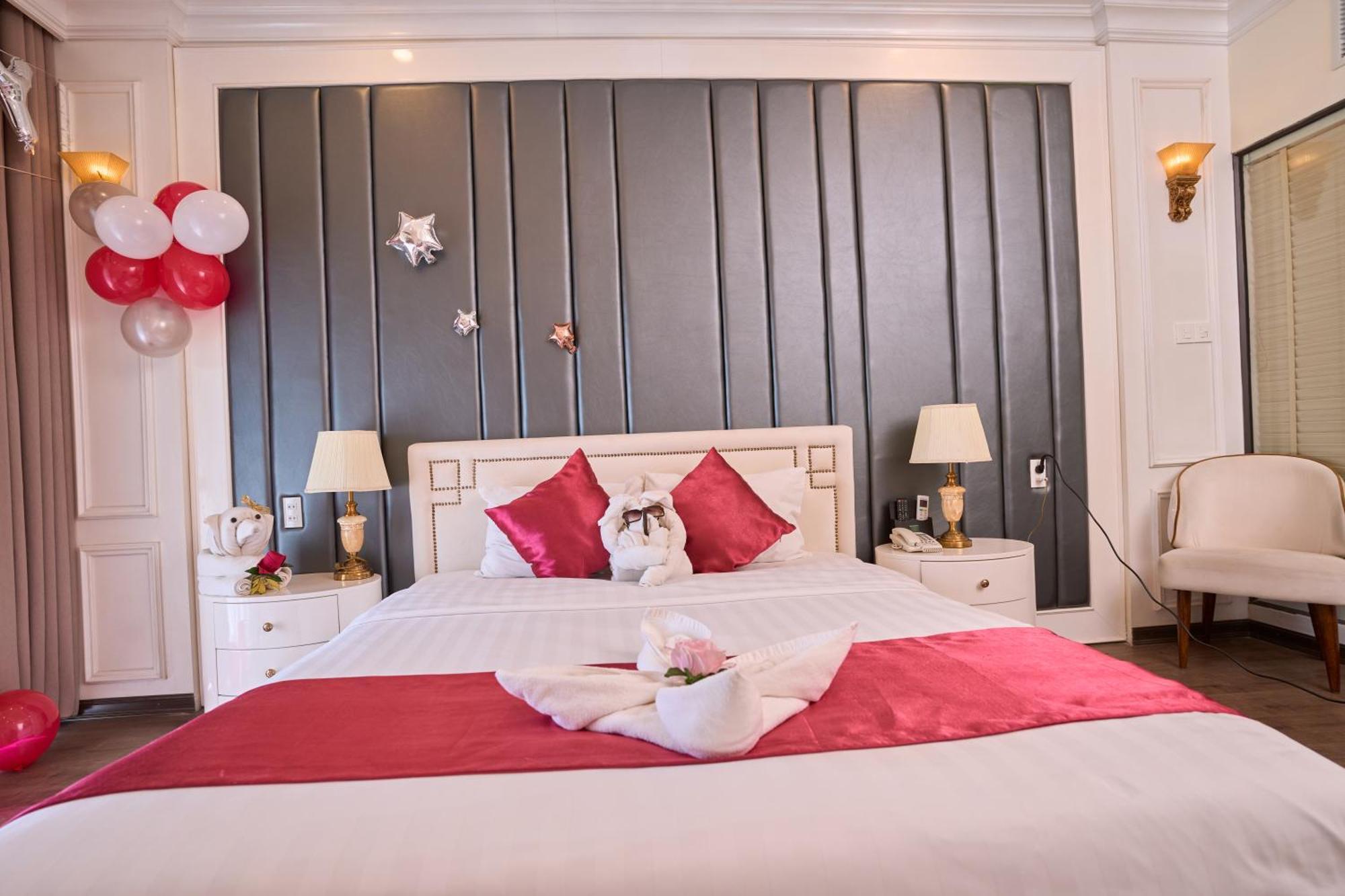 Le Haute Hotel Hai Phong Esterno foto
