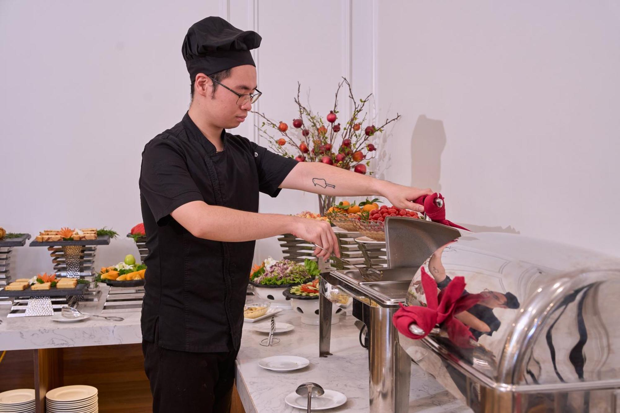 Le Haute Hotel Hai Phong Esterno foto