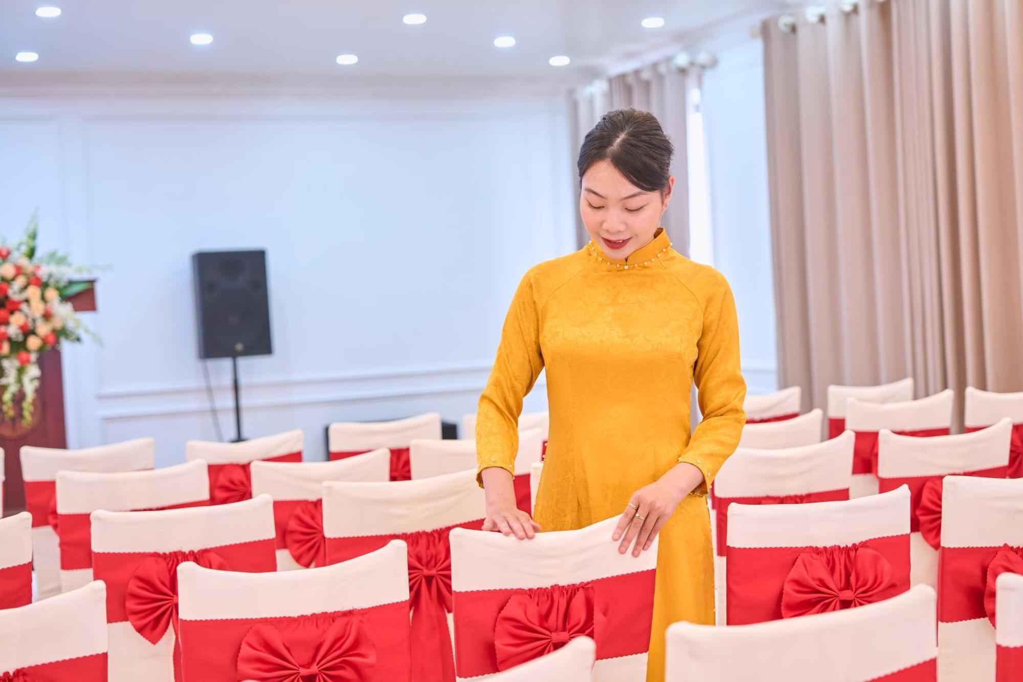Le Haute Hotel Hai Phong Esterno foto