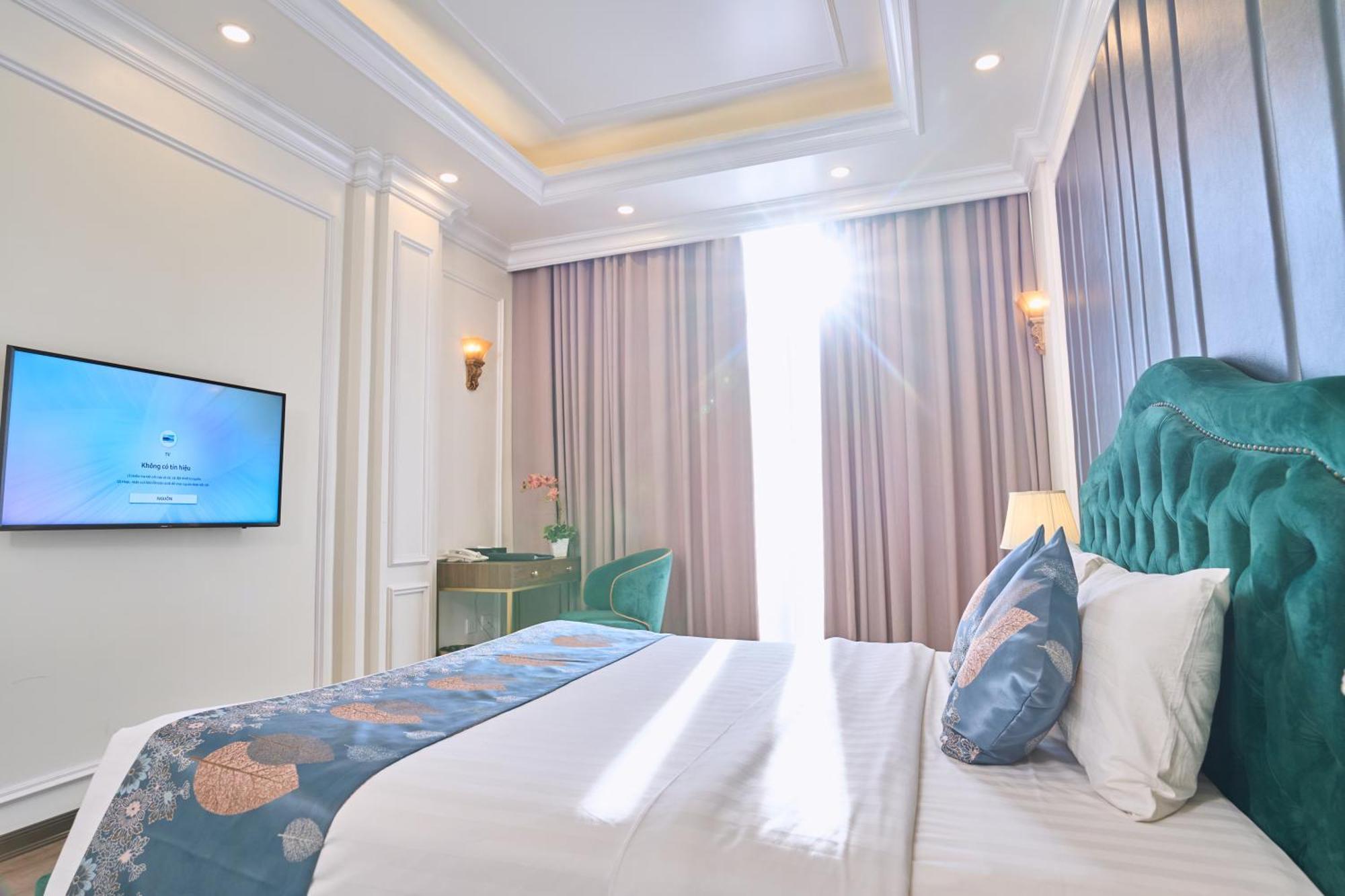 Le Haute Hotel Hai Phong Esterno foto