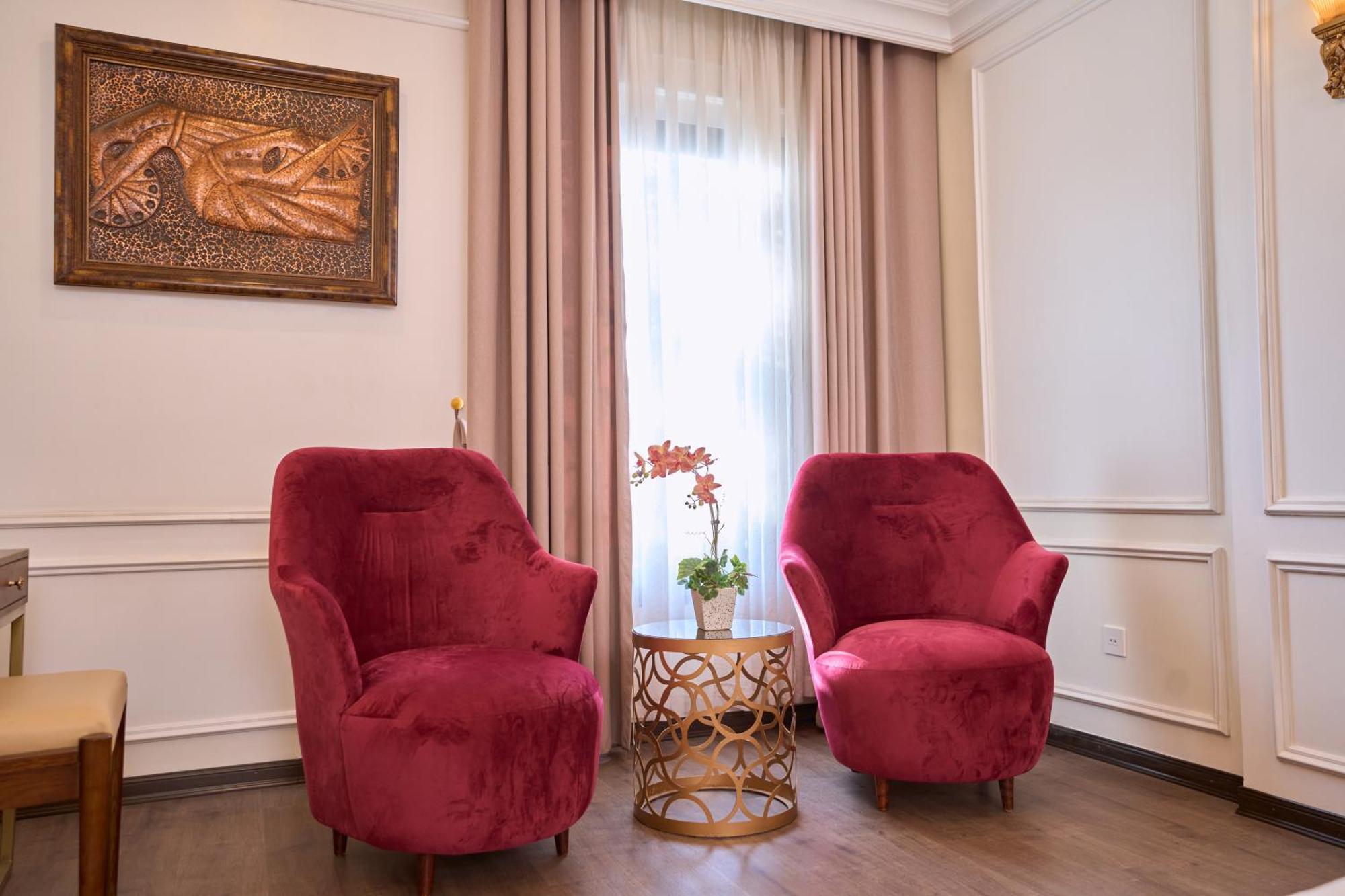 Le Haute Hotel Hai Phong Esterno foto